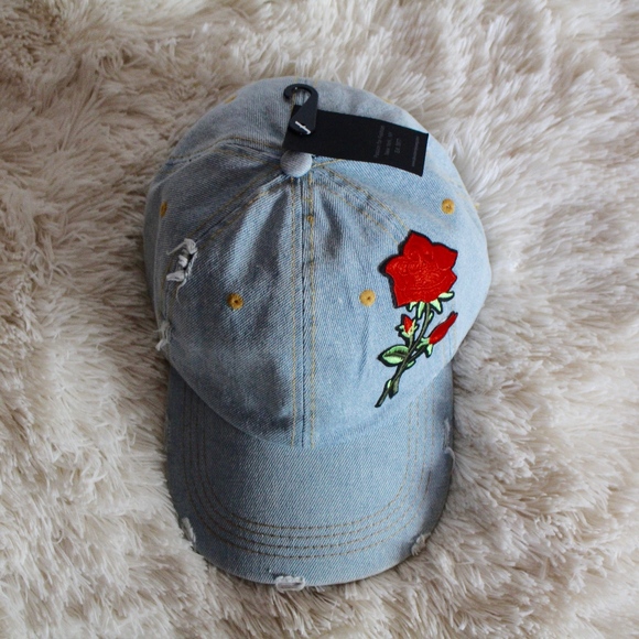 NWT! DISTRESSED DENIM HAT W/ EMBROIDERED ROSE - Picture 5 of 6